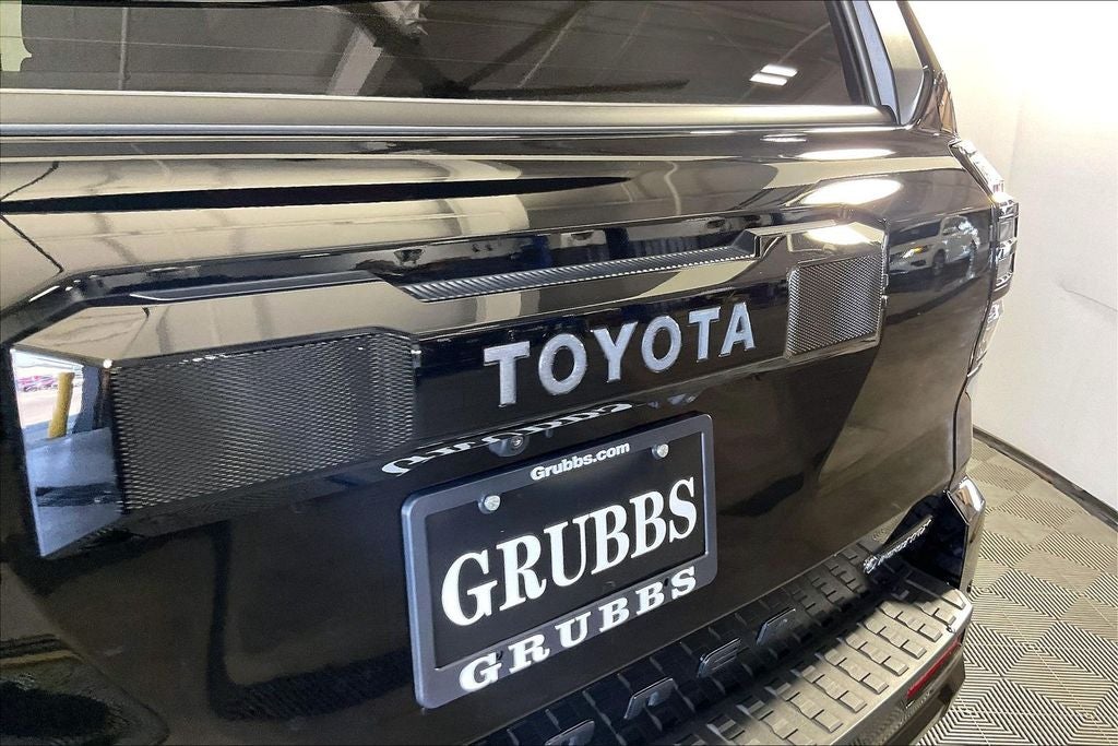 2025 Toyota 4Runner i-FORCE MAX Hybrid Platinum
