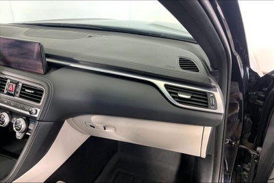 2022 Genesis G70 2.0T