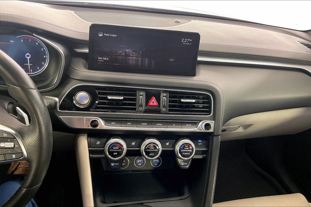 2022 Genesis G70 2.0T