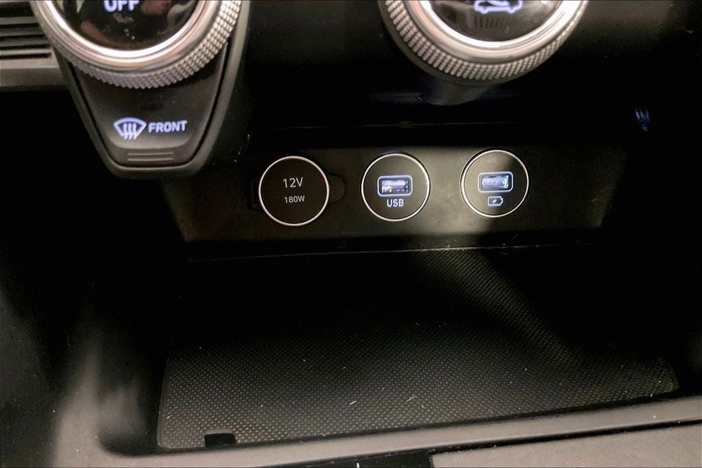 2022 Genesis G70 2.0T