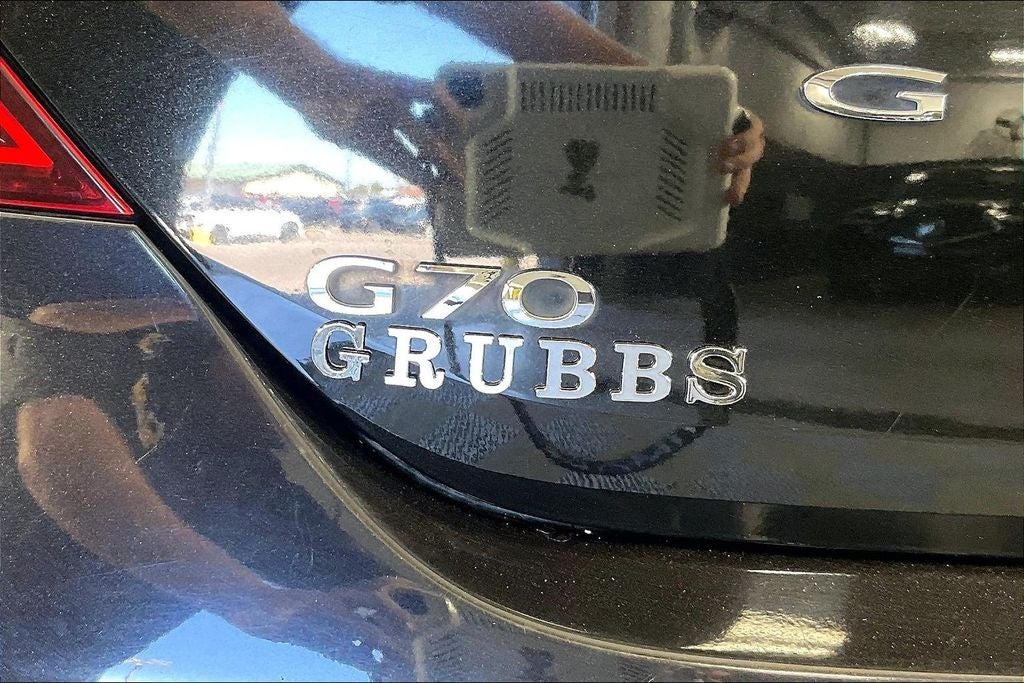 2022 Genesis G70 2.0T