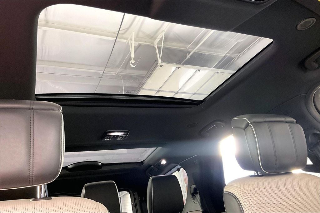 2022 Land Rover Discovery S R-Dynamic