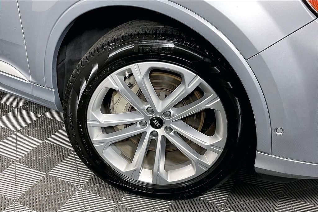 2025 Audi Q7 55 Premium Plus quattro