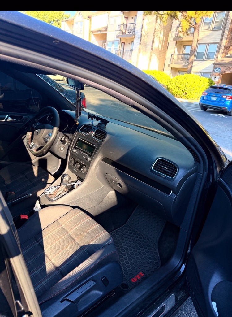 2014 Volkswagen GTI Wolfsburg Edition