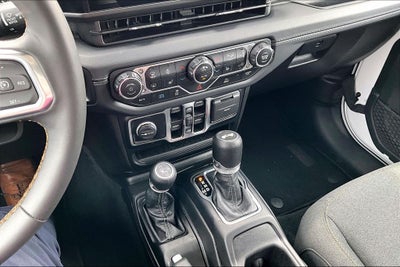 2024 Jeep Wrangler Sahara 4xe