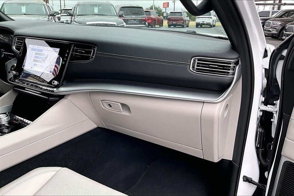 2025 Jeep Wagoneer Base
