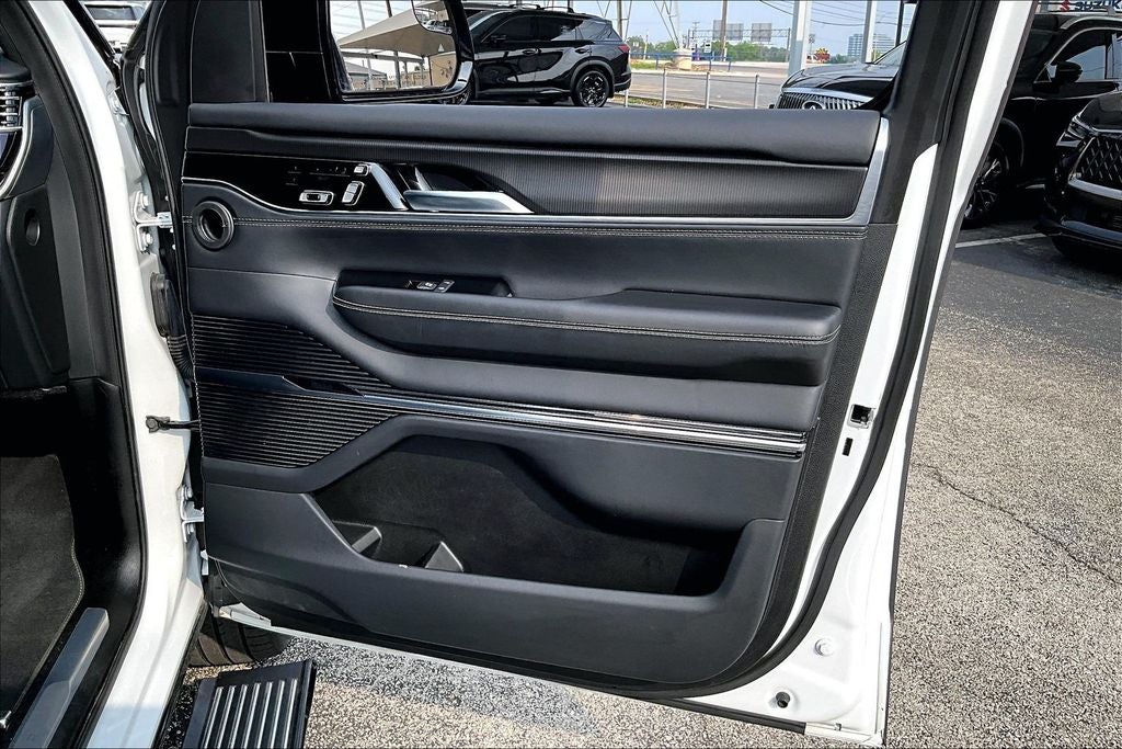 2024 Jeep Grand Wagoneer Series II