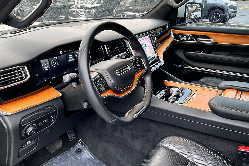 2022 Jeep Grand Wagoneer Series III
