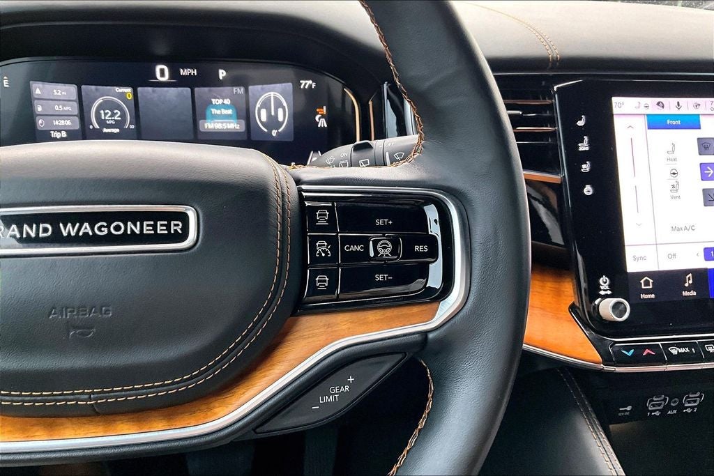 2022 Jeep Grand Wagoneer Series III