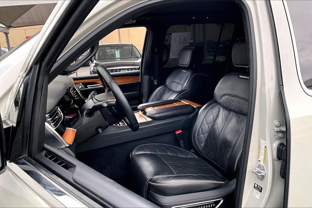 2022 Jeep Grand Wagoneer Series III