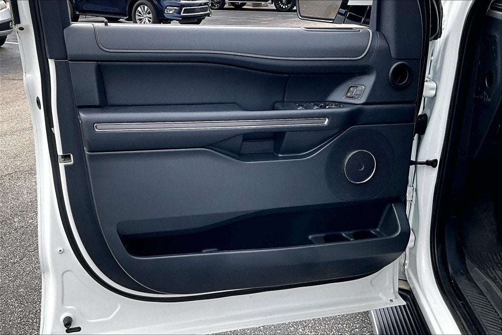 2023 Ford Expedition XLT
