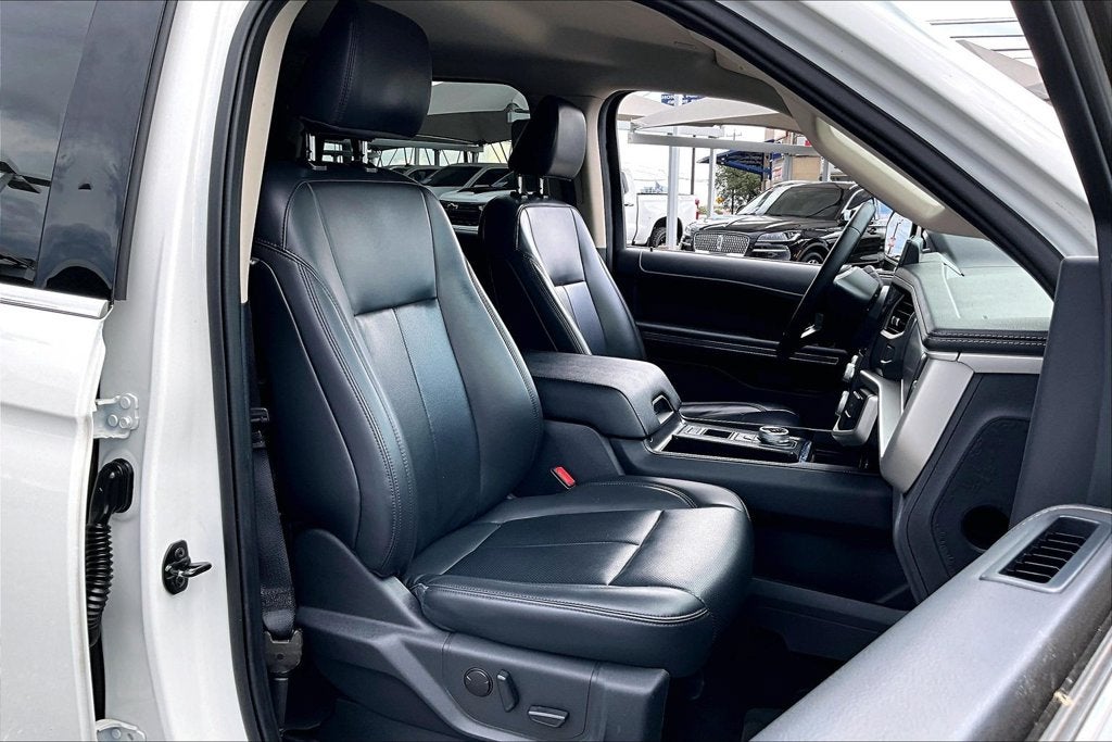 2023 Ford Expedition XLT