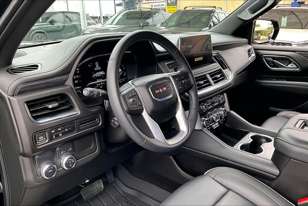 2024 GMC Yukon SLT