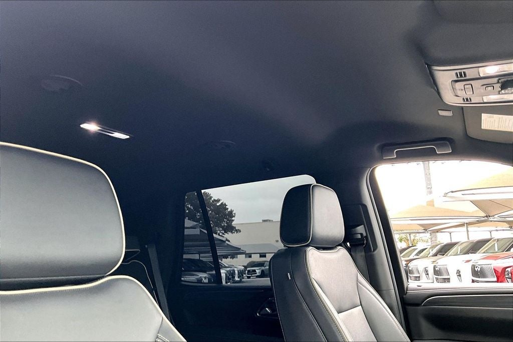 2024 GMC Yukon SLT