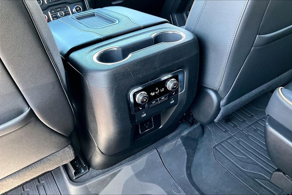2023 GMC Yukon AT4