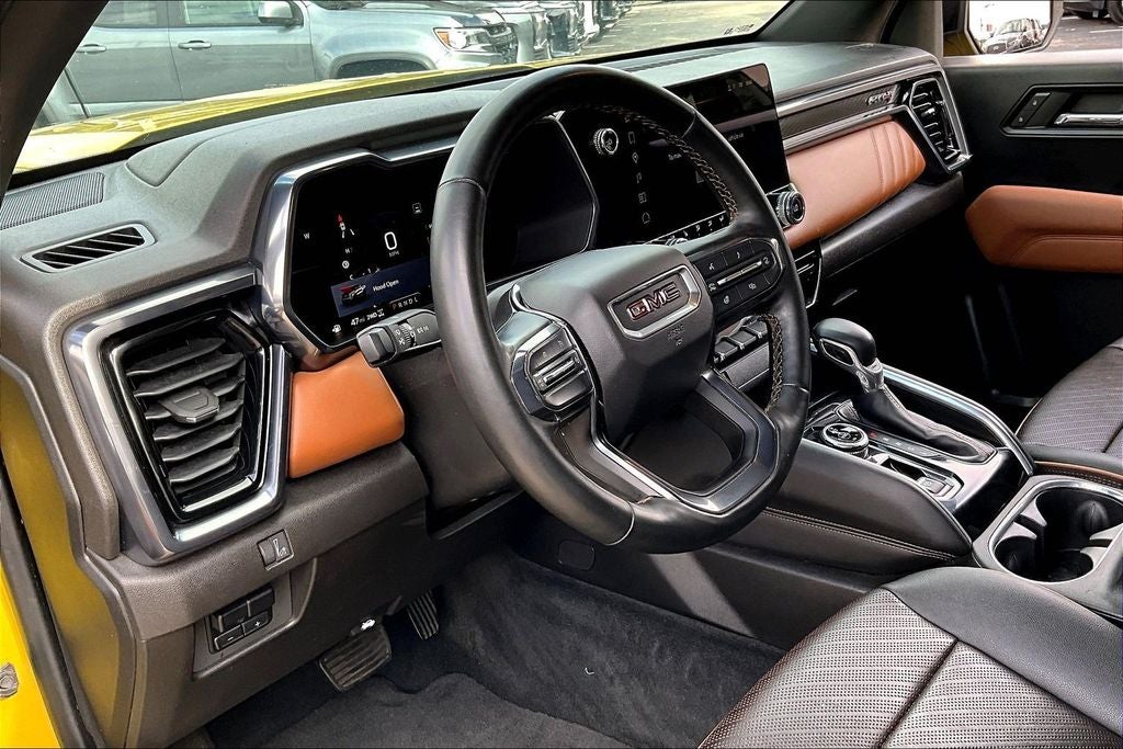 2023 GMC Canyon AT4