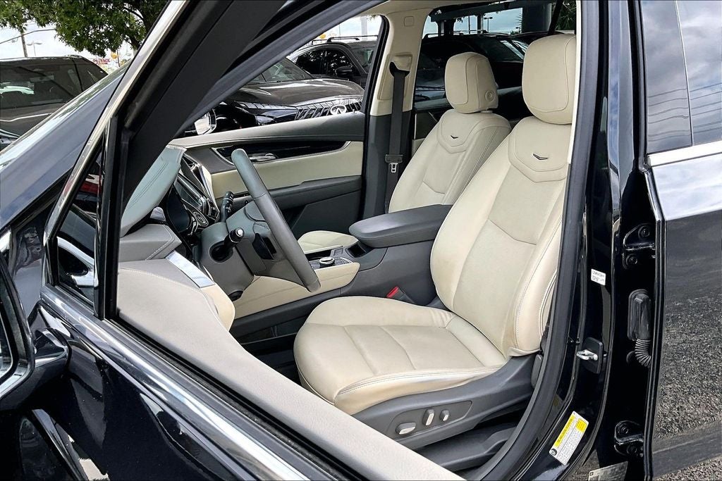 2020 Cadillac XT6 Premium Luxury