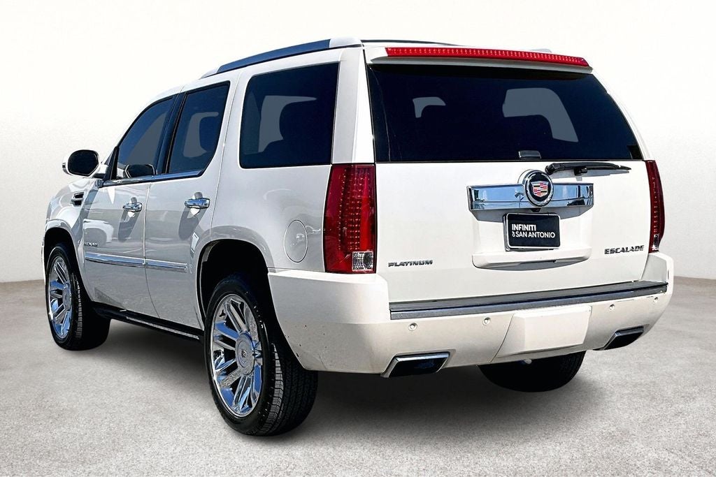 2014 Cadillac Escalade Platinum Edition