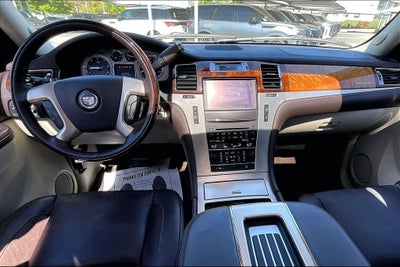 2014 Cadillac Escalade Platinum Edition