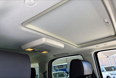 2014 Cadillac Escalade Platinum Edition