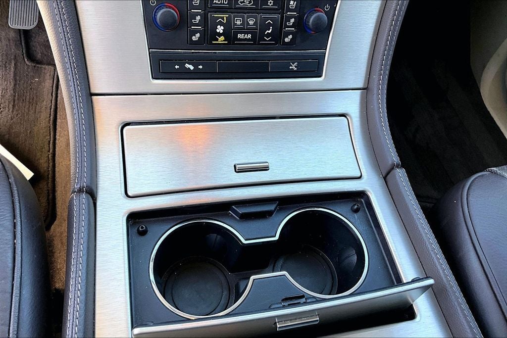 2014 Cadillac Escalade Platinum Edition