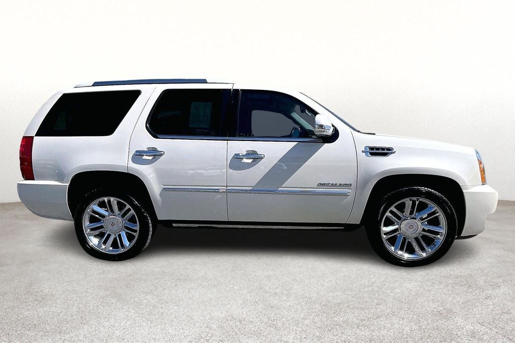 2014 Cadillac Escalade Platinum Edition