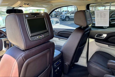 2014 Cadillac Escalade Platinum Edition