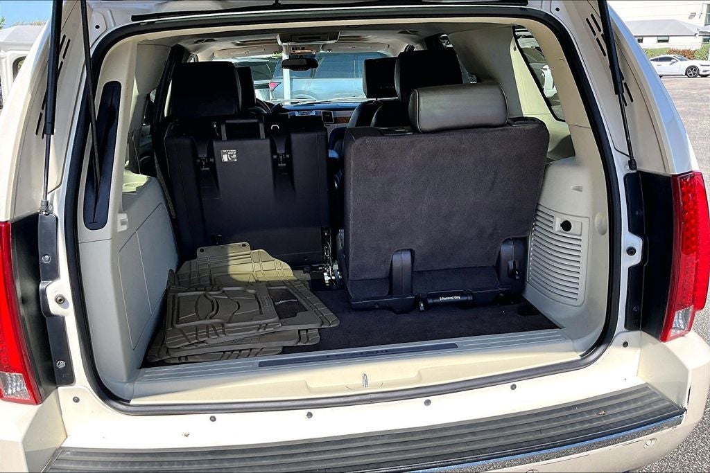 2014 Cadillac Escalade Platinum Edition