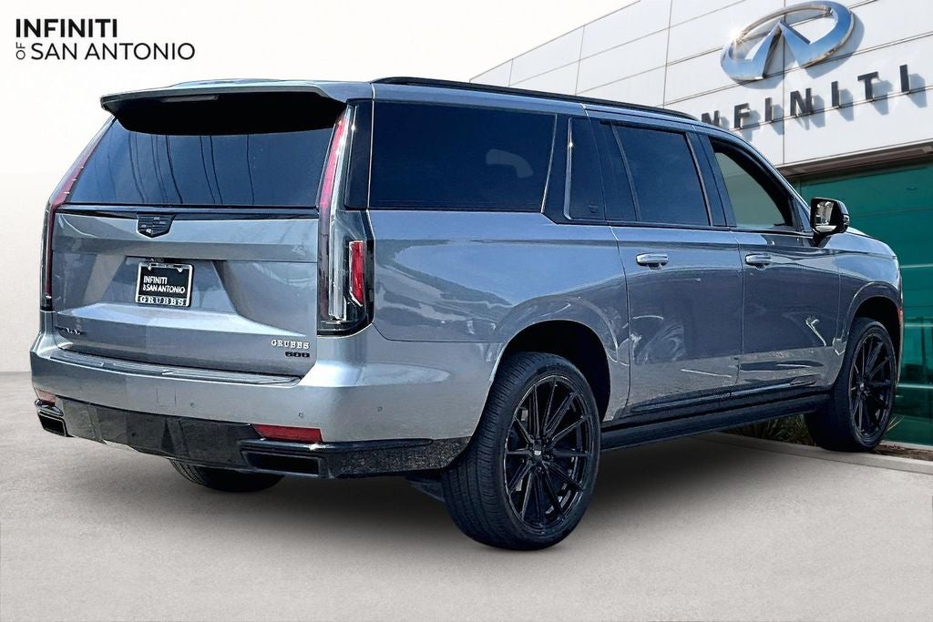 2022 Cadillac Escalade ESV Sport