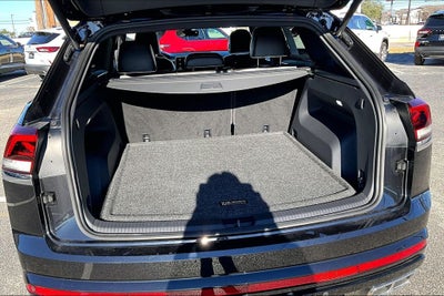 2024 Volkswagen Atlas Cross Sport 2.0T SEL Premium R-Line