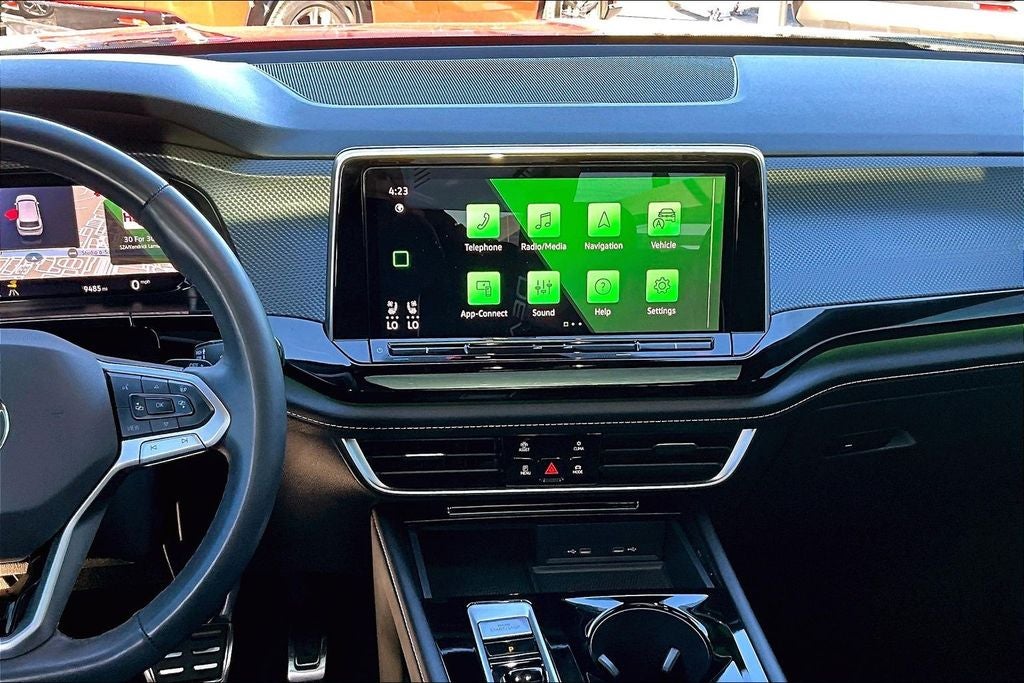 2024 Volkswagen Atlas Cross Sport 2.0T SEL Premium R-Line