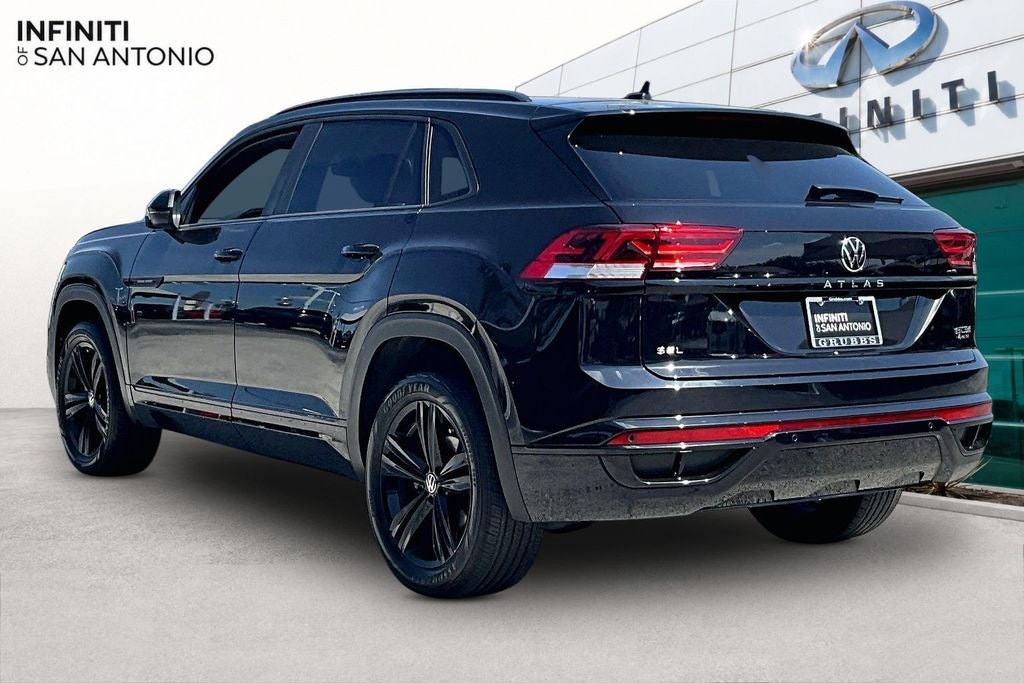 2023 Volkswagen Atlas Cross Sport 2.0T SEL R-Line Black