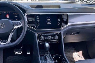 2023 Volkswagen Atlas Cross Sport 2.0T SEL R-Line Black