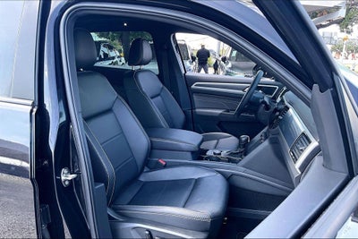 2023 Volkswagen Atlas Cross Sport 2.0T SEL R-Line Black