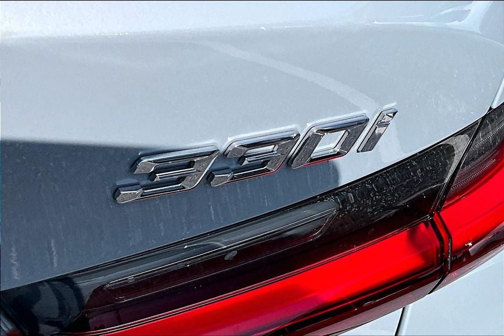 2026 BMW 3 Series 330i