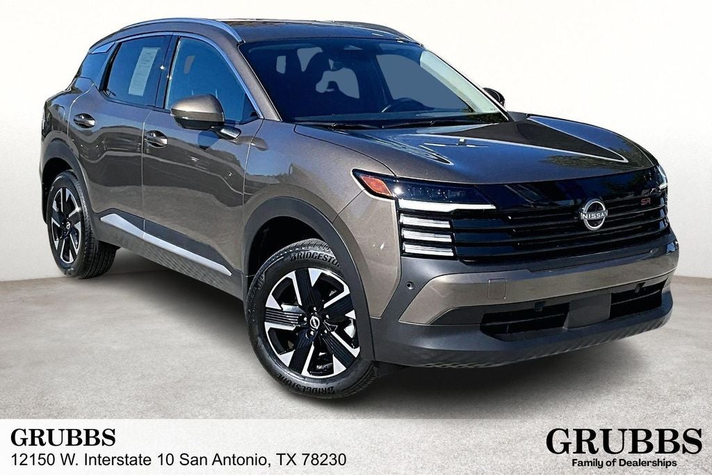 2025 Nissan Kicks SR