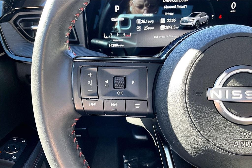 2025 Nissan Kicks SR