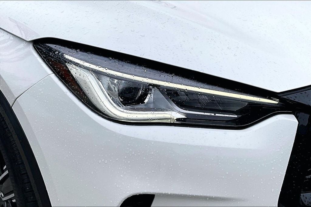 2022 INFINITI QX50 LUXE