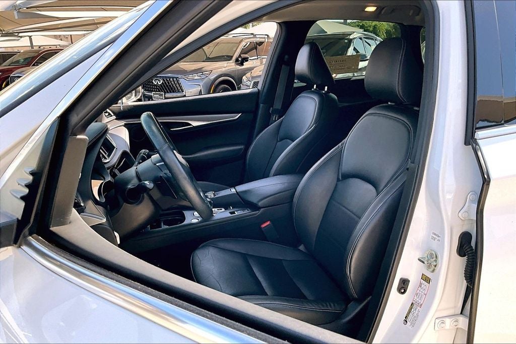 2022 INFINITI QX50 LUXE