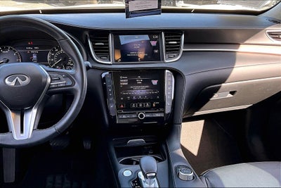 2022 INFINITI QX50 LUXE