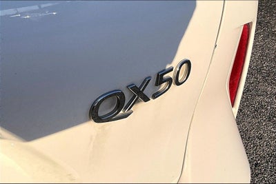 2022 INFINITI QX50 LUXE