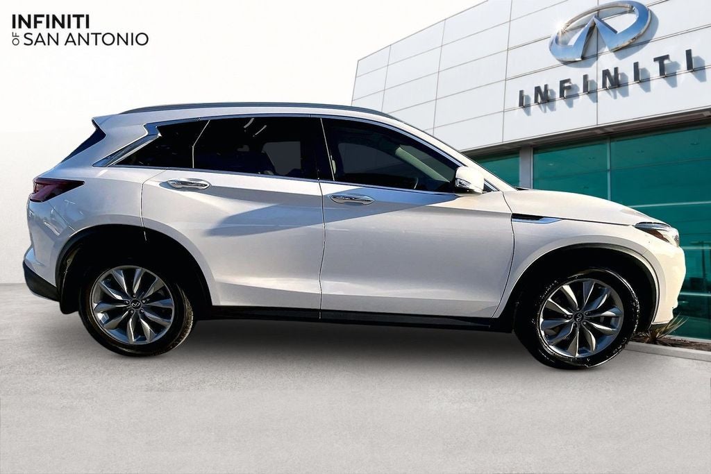 2022 INFINITI QX50 LUXE