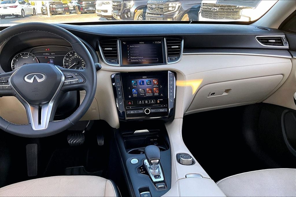 2022 INFINITI QX50 LUXE