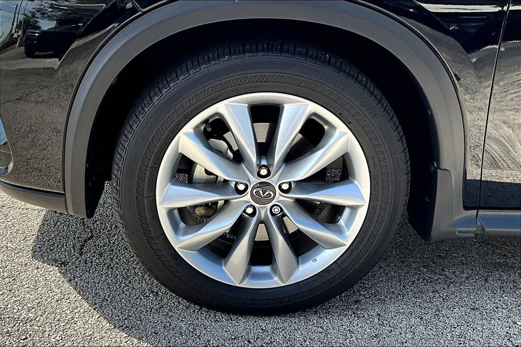 2022 INFINITI QX50 ESSENTIAL