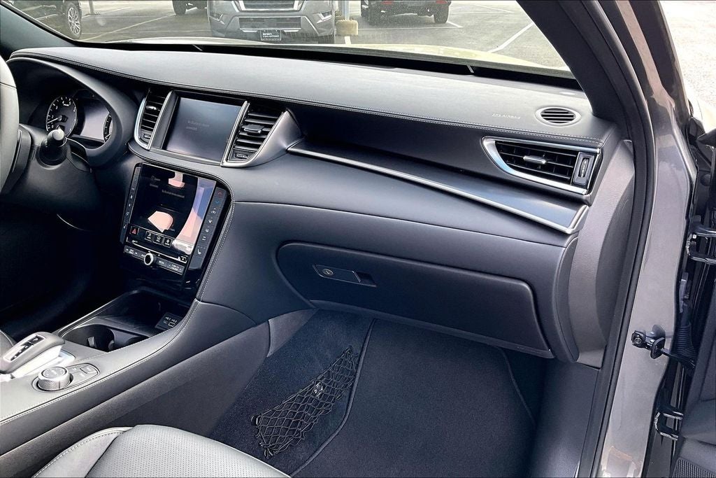 2025 INFINITI QX55 LUXE