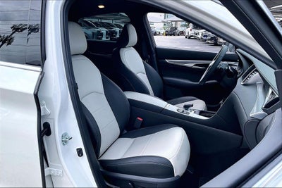 2023 INFINITI QX55 ESSENTIAL