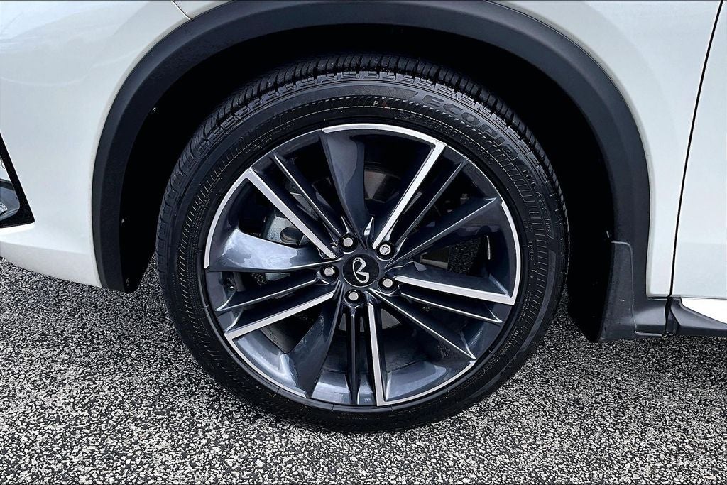2023 INFINITI QX55 ESSENTIAL