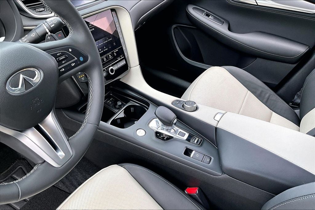 2023 INFINITI QX55 ESSENTIAL