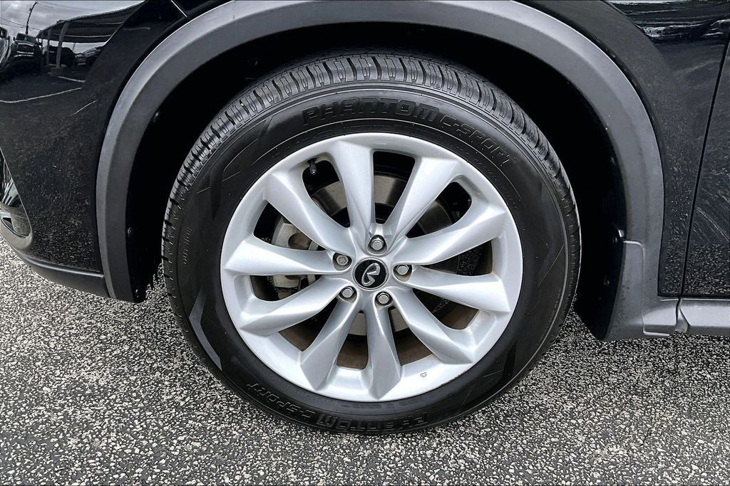 2019 INFINITI QX50 LUXE