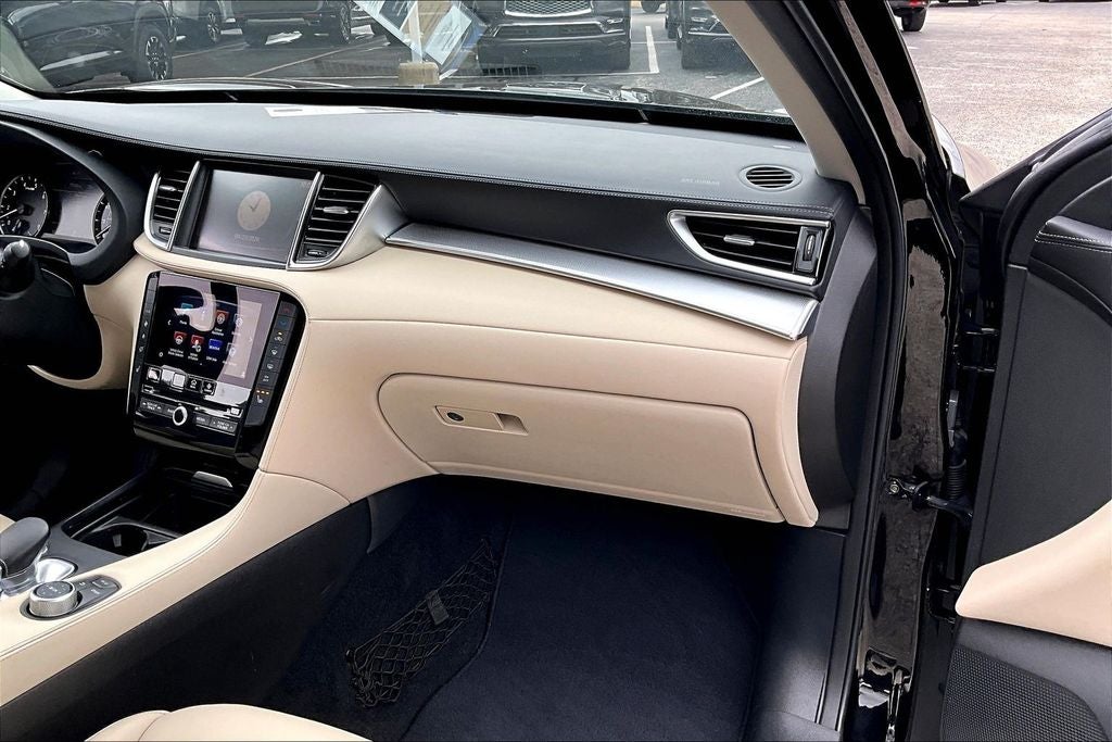 2019 INFINITI QX50 LUXE